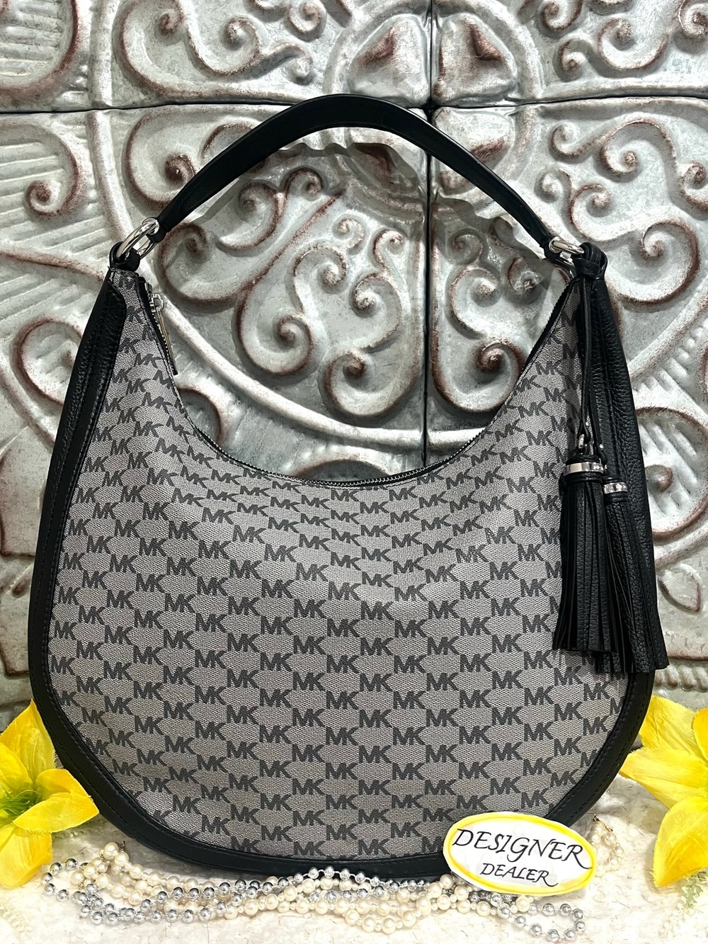 MICHAEL Kors Lydia Large Signature Hobo Shoulder Bag EUC!